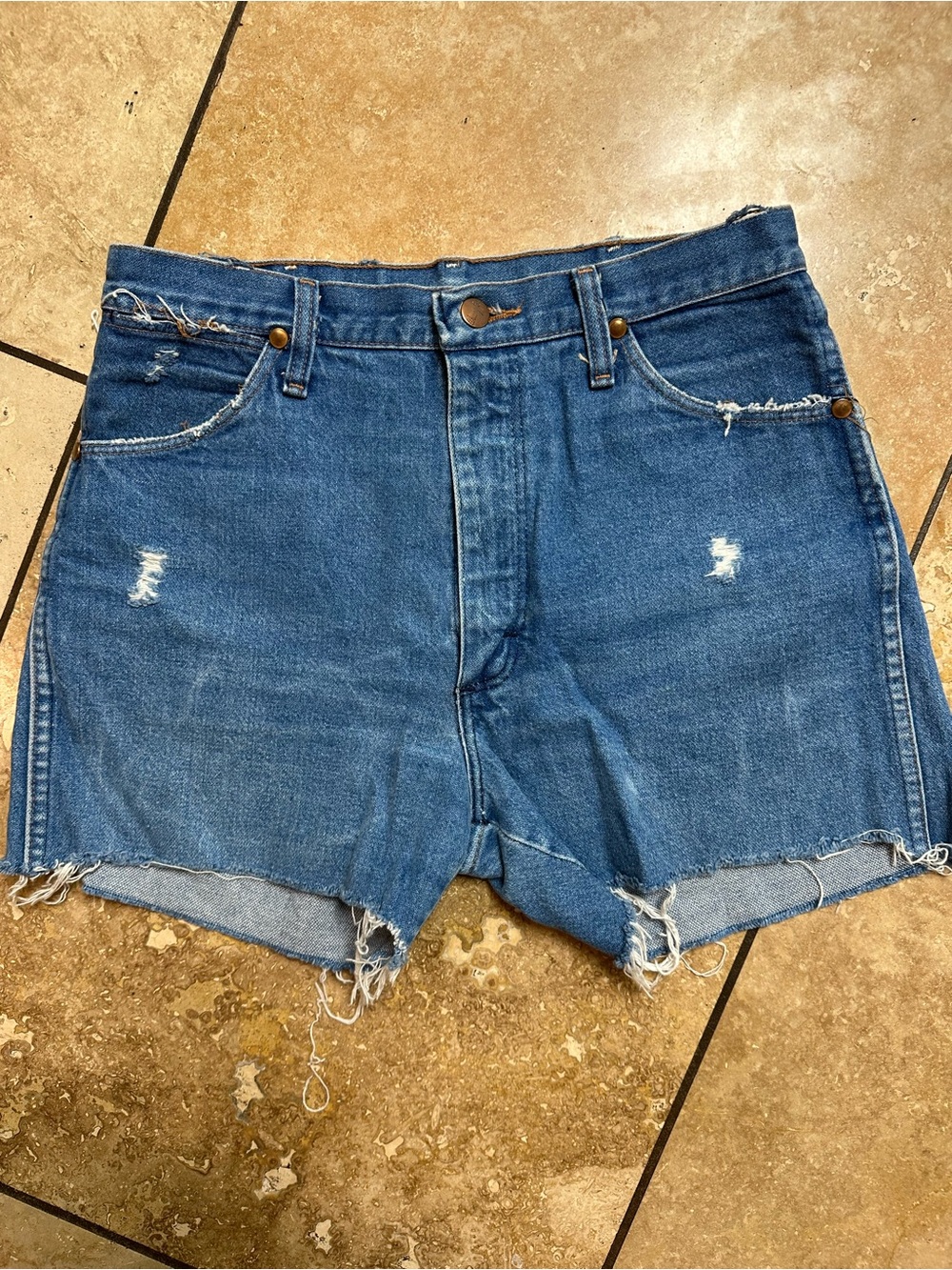 High-waisted Wrangler Jean Shorts